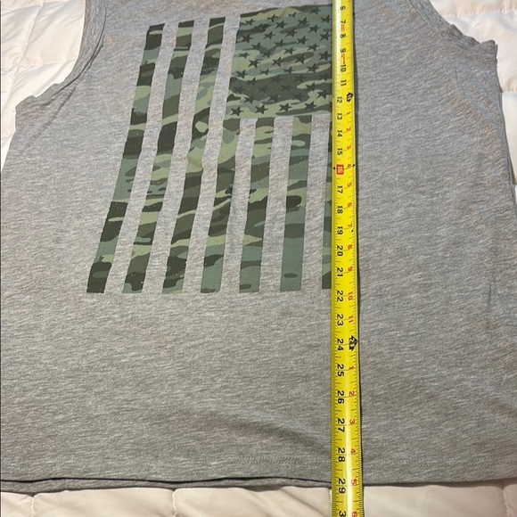 Gray Tank Top with Camouflage Flag Design - Picture 5 of 6